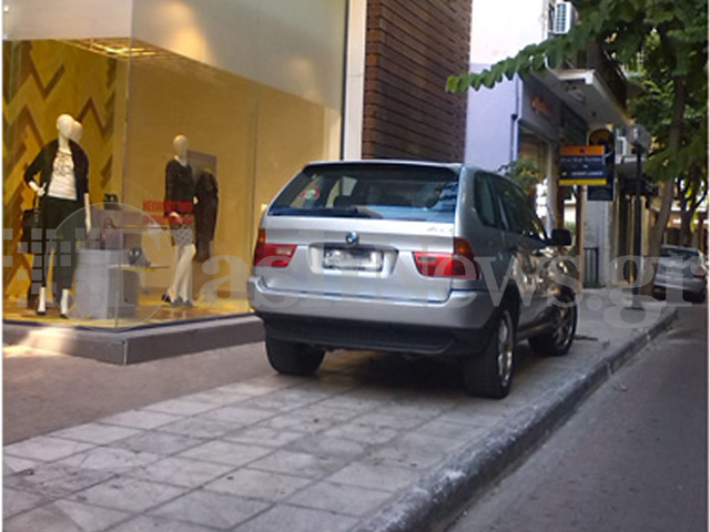 Μόνιμος γαϊδουρίστας στην Κ. Χιωτάκη στα Χανιά