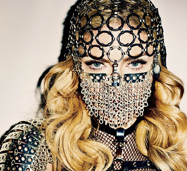 Madonna: Με βίασαν σε ταράτσα όταν ήμουν 19