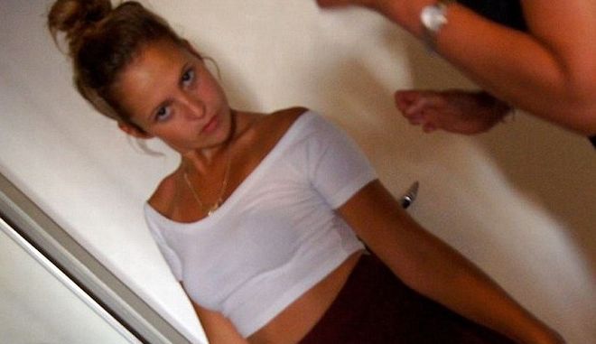 Serial Dater: Εκμεταλλεύεται τους άντρες και βγαίνει ραντεβού μόνο και μόνο για να φάει σε ακριβά εστιατόρια (video)