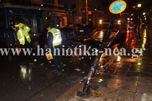 Χανιά: Ανατροπή οχήματος στη Γογονή (photos)