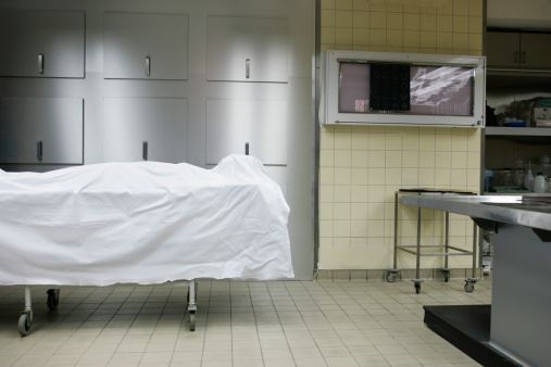 Εξηντάχρονος στα Χανιά βρέθηκε νεκρός δίπλα στο σταθμευμένο όχημά του