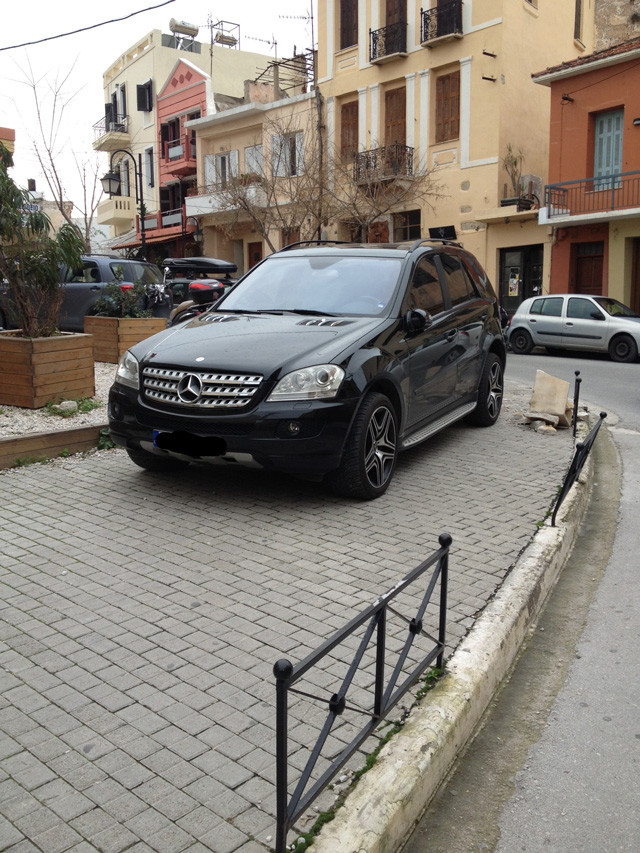 Και τα Θεοφάνεια θέλουν τον γαϊδουρίστα τους στα Χανιά! (φωτο)