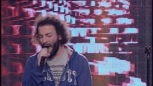 Χαμός στο The Voice! Η φωνάρα που ήθελαν και οι 4 coaches αλλά εκείνος....!!! (βιντεο)