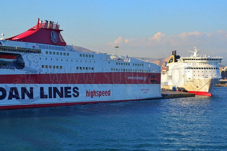 Σε θέσεις μάχης ANEK και MINOAN για την γραμμή Πειραιάς-Χανιά