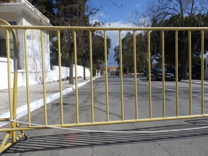 Χανιά: Οι σιδερόφρακτες αστυνομικές παρελάσεις «τιμή» στους ήρωες της Επανάστασης