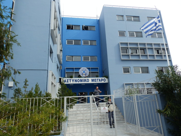 Χανιώτης έκανε το τσαμπουκά σε αστυνομικούς και συνελήφθη