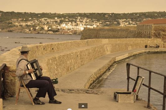 Ένα βίντεο - ταξίδι στην παλιά πόλη των Χανίων