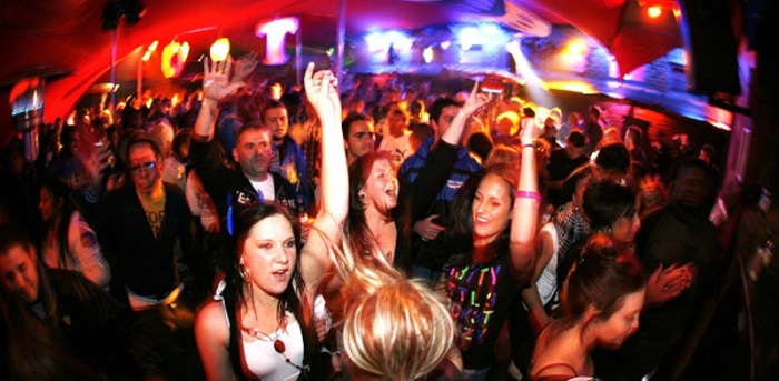 Nightlife (pub, bar, club, strip club) στα Χανιά
