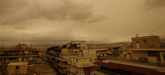 Έρχεται σκόνη και λασποβροχή από την Αφρική