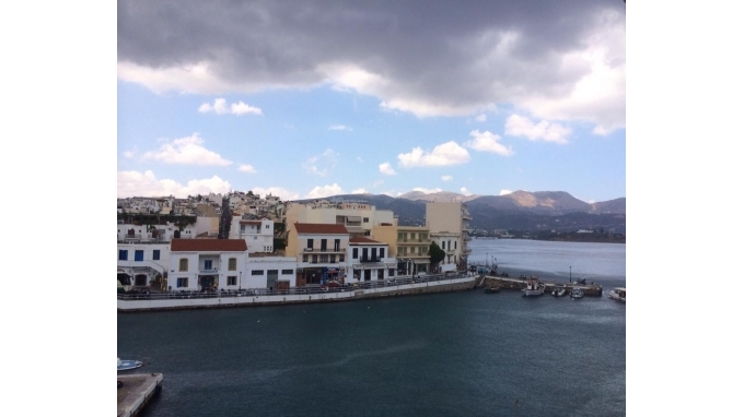 Κι ο Αύγουστος...τρελάθηκε, βρέχει και ρίχνει χαλάζι στην... Κρήτη!