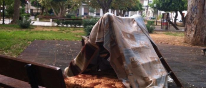 Χανιά: Δείτε το σπίτι άστεγου στα πευκάκια στη Νέα Χώρα (φώτο)