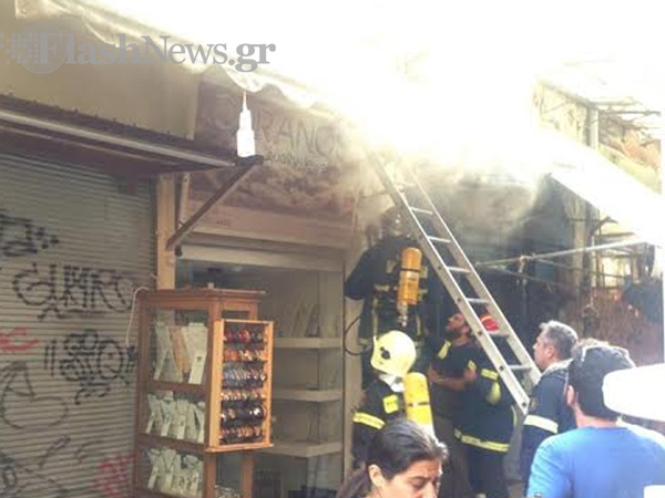 Φωτιά στα στιβανάδικα στο κέντρο των Χανίων (φωτο)