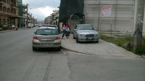 Χανιά: Οι πεζο - δρόμοι αποκαλύπτουν καθημερινά την κατάντια μας (φωτο)