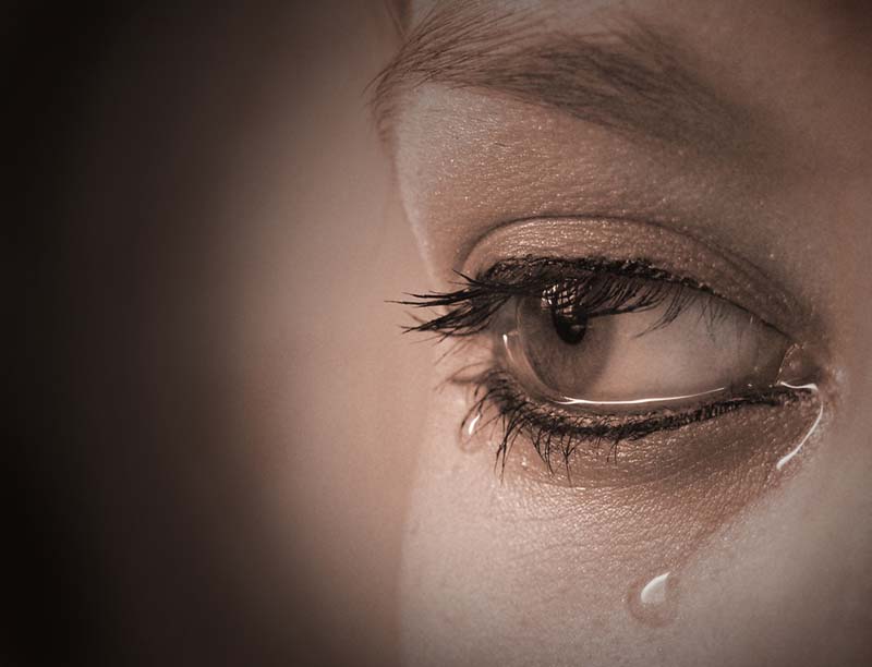 Όσα βιώνουν εκείνοι που έχασαν άνθρωπο σε τροχαίο