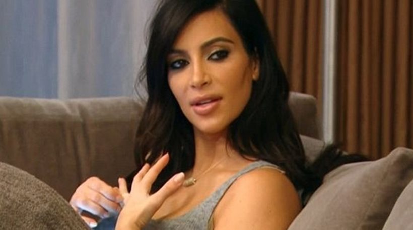 Κιμ Καρντάσιαν: «Η μάνα μου με ξυπνάει συνέχεια με τα βογκητά της!»