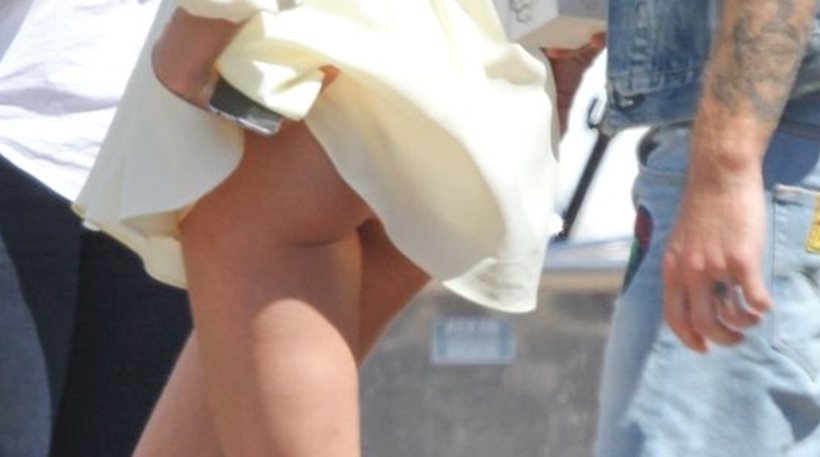 Το σέξι ατύχημα της κοπέλας του Σταύρου Νιάρχου