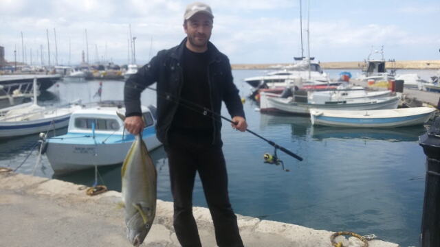 Χανιά: Την ώρα που όλοι έτρωγαν ψάρι… εκείνος δείτε τι έβγαλε!