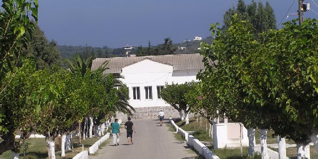 Απίστευτο! Φύλακας έβγαλε έξω από την Αγροτική Φυλακή Χανίων κρατούμενους και ξυλοκόπησαν επιχειρηματία