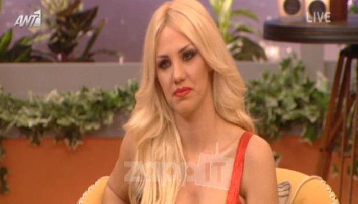 Σάσα Σταμάτη: Κατέρρευσε στον αέρα της εκπομπής! (βίντεο)