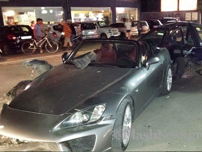 Από θαύμα δεν θρηνήσαμε θύματα σε τροχαίο στα Χανιά (φωτο)