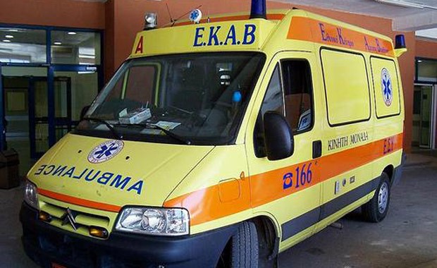 Σοβαρό τροχαίο με μοτοσικλέτα στην περιοχή του Πλατανιά