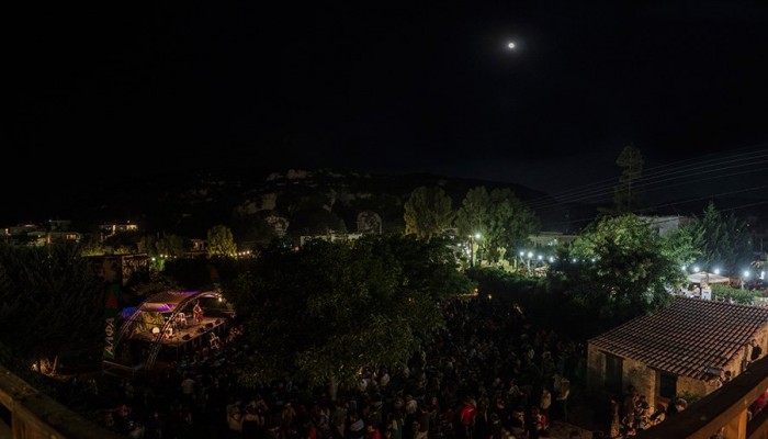 Παρατράγουδα σε φεστιβάλ στη Κρήτη - Βουτιά στο κενό από 24χρονο