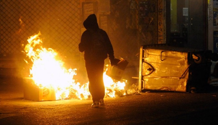 Σαββατόβραδο με τέσσερις εμπρηστικές ενέργειες στα Χανιά