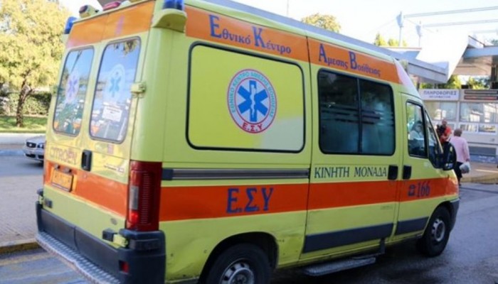 Σύγκρουση μοτοσικλέτας με αυτοκίνητο στο λιμάνι της Σούδας