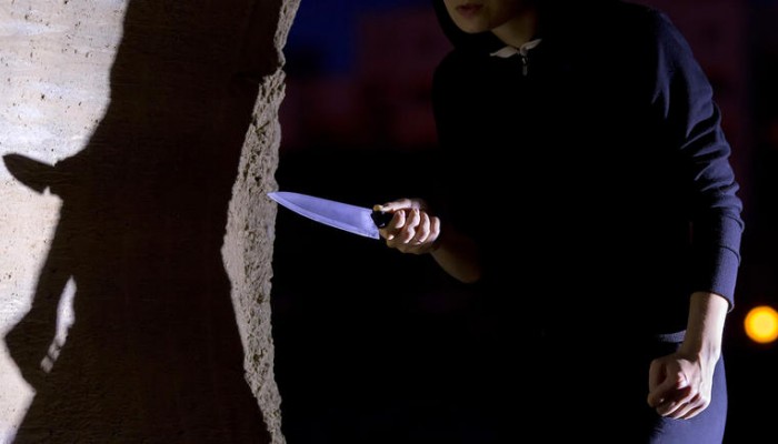 Του ζήτησαν λεφτά και στη συνέχεια τον λήστεψαν και τον χτύπησαν στα Χανιά