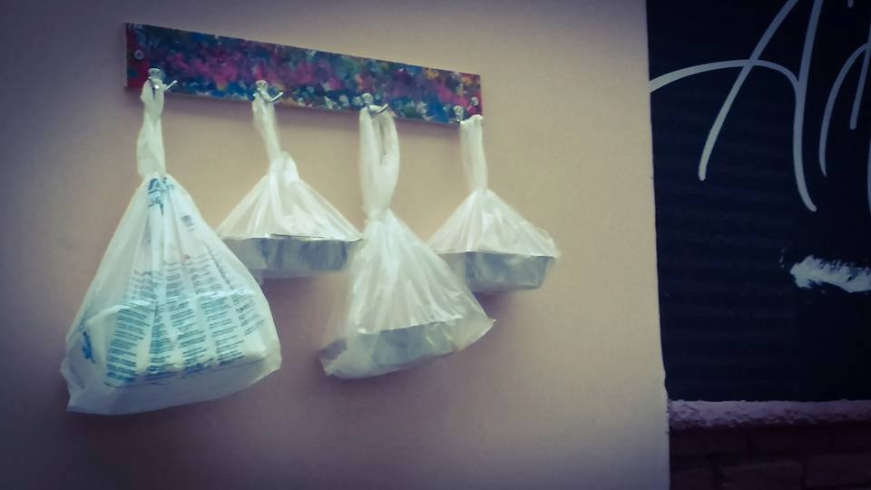 Ήρθαν και στην Κρήτη οι τοίχοι της καλοσύνης (Photos)