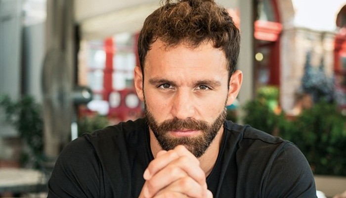 Και βέβαια έχουμε εμμονή.. να ζήσουμε! Ο Αντώνης Τσαπατάκης για Λαζόπουλο