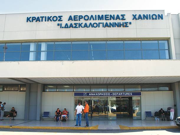 Καθηλώθηκαν τα αεροπλάνα στο αεροδρόμιο των Χανίων