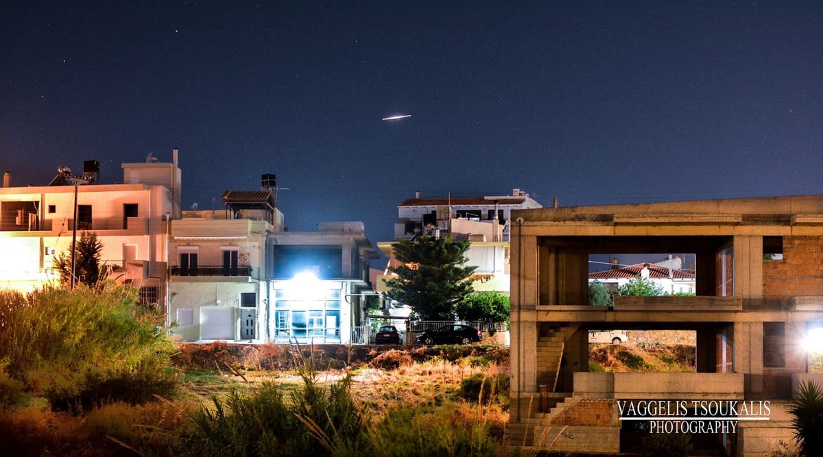 Άγνωστης ταυτότητας ιπτάμενο αντικείμενο (UFO) εμφανίστηκε στην Κρήτη; Η φωτογραφία που έγινε viral!