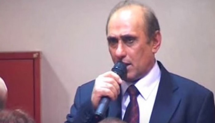 Έπεσε νεκρός ενώ χόρευε στον γάμο του γιού του