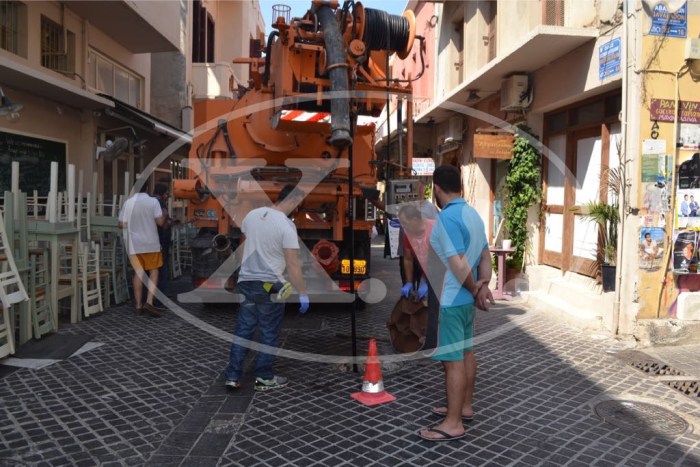 Χανιά: Λύματα και κατσαρίδες στην Νταλιάνη