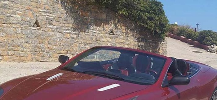 Ετσι έγινε η Aston Martin μετά απο τροχαίο στον Άγιο Νικόλαο (φωτο)