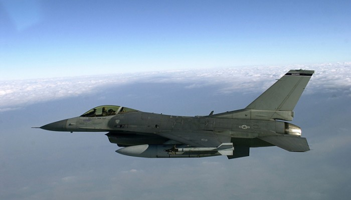 Εντολή απογείωσης F-16 τα ξημερώματα από Σούδα και Αγχίαλο