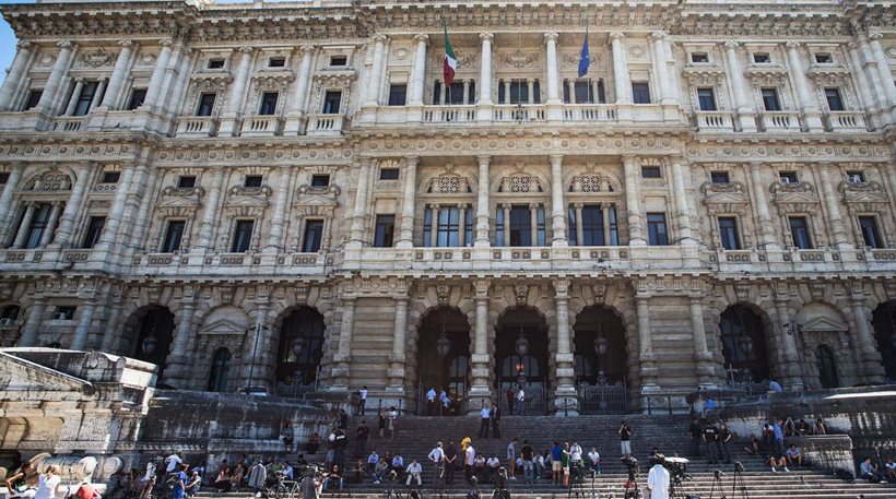 Ιταλία: Ο αυνανισμός σε δημόσιους χώρους δεν συνιστά ποινικό αδίκημα