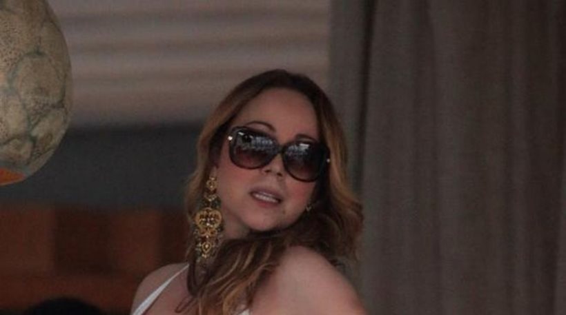 Ο σούπερ αισθησιακός χορός της Mariah Carey στην Μύκονο με λευκό φόρεμα χωρίς εσώρουχο!