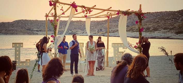Παντρεύτηκε η Αλεξάνδρα Ούστα -Η τελευταία σύντροφος του Σάκη Μπουλά (Photo)