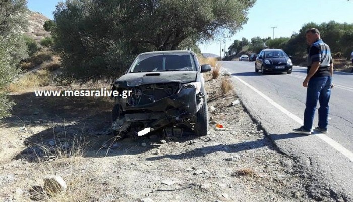 Νεκρός ηλικιωμένος δικυκλιστής - Τον χτύπησε αγροτικό (φωτο)