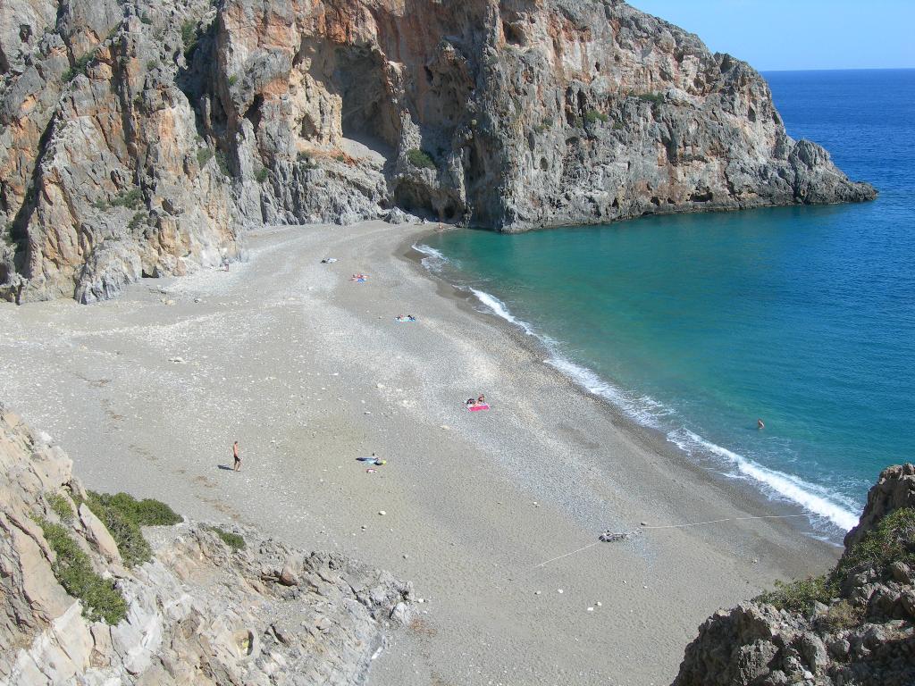 Μία από τις πιο όμορφες παραλίες της Κρήτης σε ένα εντυπωσιακό βίντεο (video)