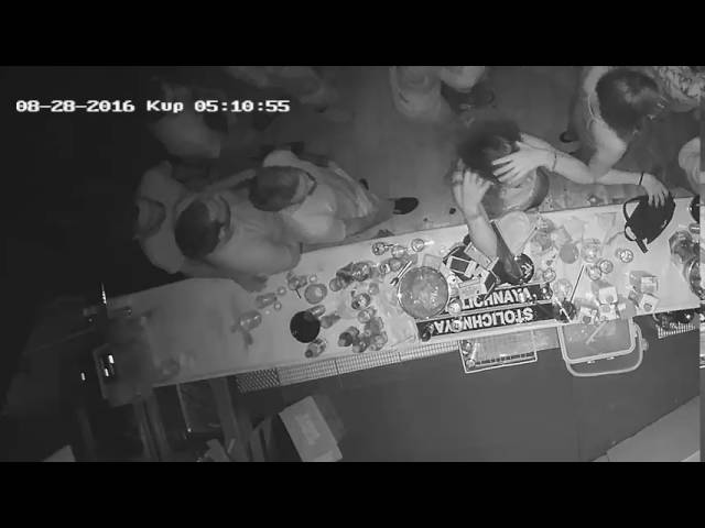 Βίντεο ντοκουμέντο - Δείτε πως κλέβουν κινητά σε bar των Χανίων
