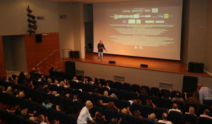 «Η λέξη που δεν λες»: Η προβολή του πρώτου επεισοδίου έγινε στα Χανιά (Photos)