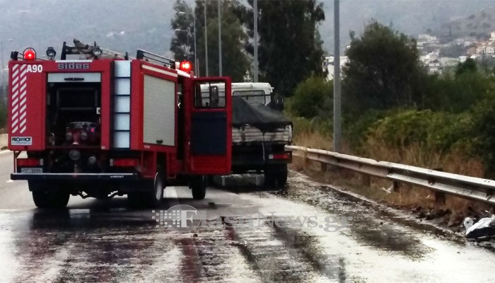 Πυρκαγιά σε φορτηγό στην εθνική οδό στο ύψος των Μουρνιών στα Χανιά (φωτο)