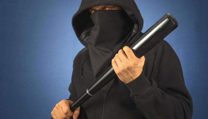 Σοβαρό περιστατικό επίθεσης με ρόπαλα σε 12χρονο παιδί στον Βατόλακκο