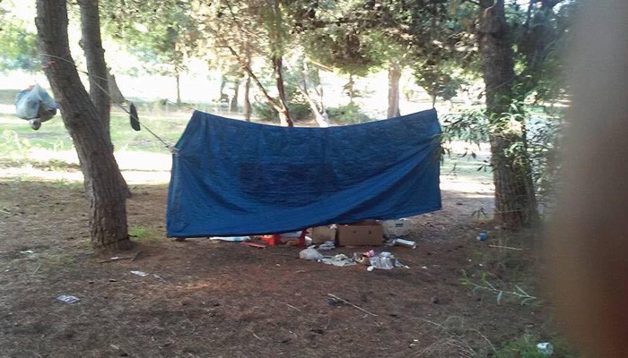 Μια φωτο «γροθιά στο στομάχι» από τους Αγ. Αποστόλους στα Χανιά