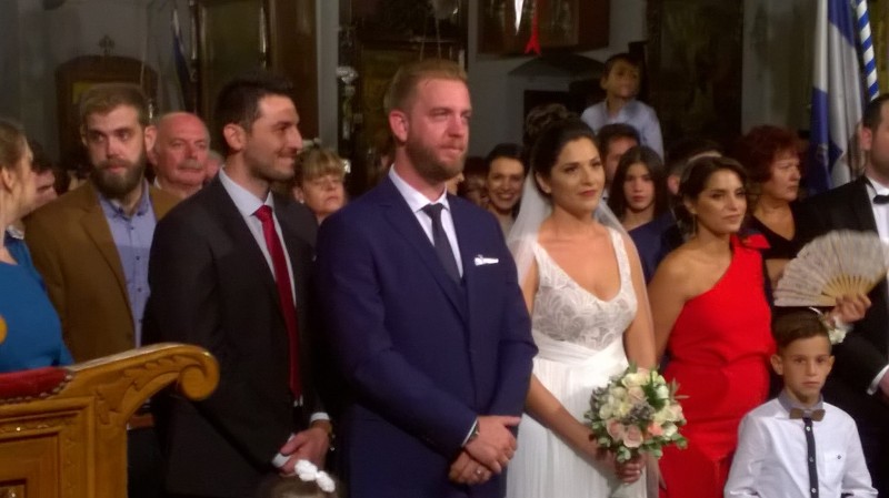 Παντρεύτηκε ο Χανιώτης τραγουδιστής Μάνος Μαλαξιανάκης (φωτο)