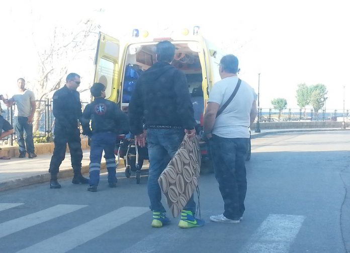 Χανιά: Αναστάτωση στη Νέα Χώρα Νεαροί έσωσαν άνδρα που κινδύνευσε