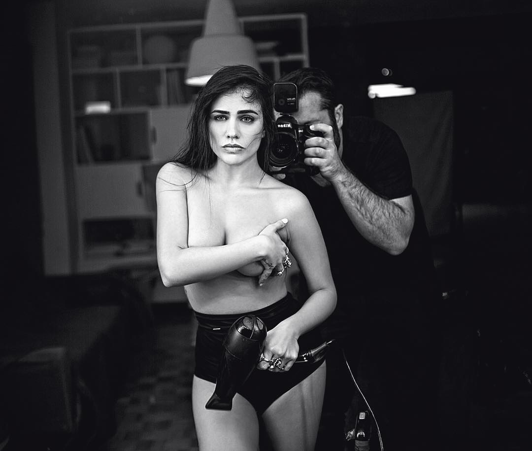 Τόπλες η κόρη του Λευτέρη Πανταζή